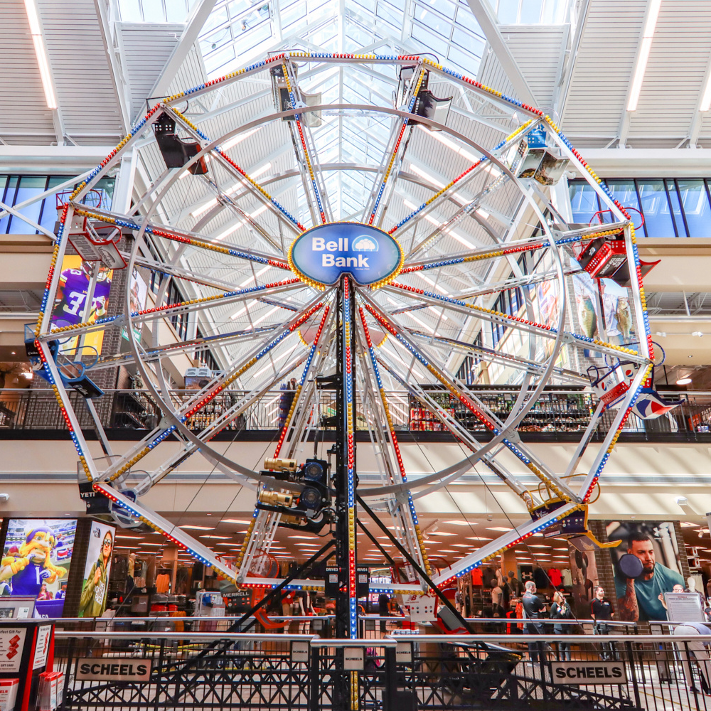 FREE Ferris Wheel Ride | Eden Prairie Center, image size:1000x1000