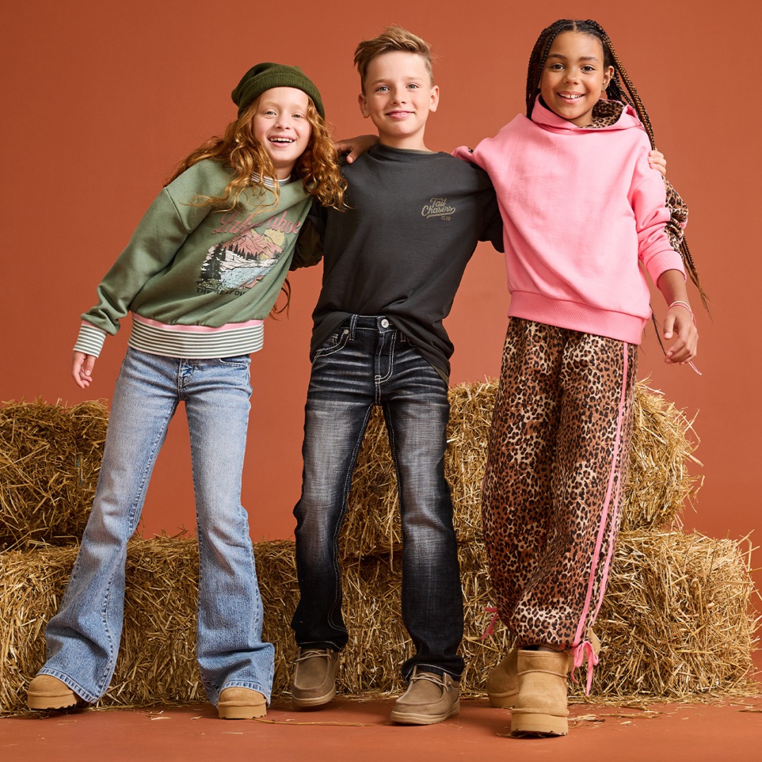 Shop Buckle and look cool for those cool fall evenings. icon